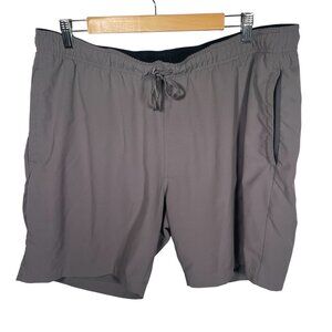 Travis Mathew Shorts Mens 2XL Gray Performance Athletic Gym Golf Tennis